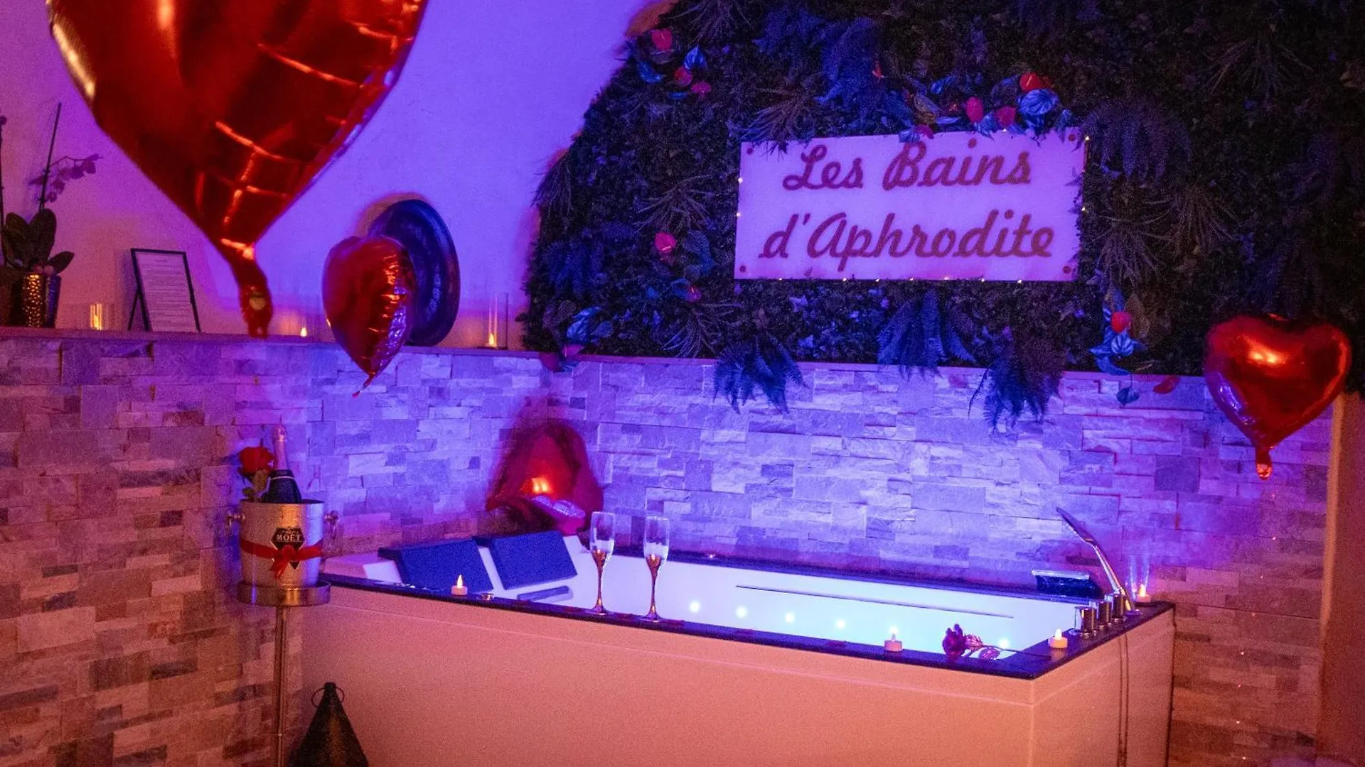 Les Bains D'Aphrodite, Suite Hammam & Spa Auriol Love hotel